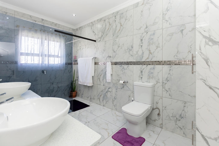 3 Bedroom Property for Sale in Country Club Western Cape